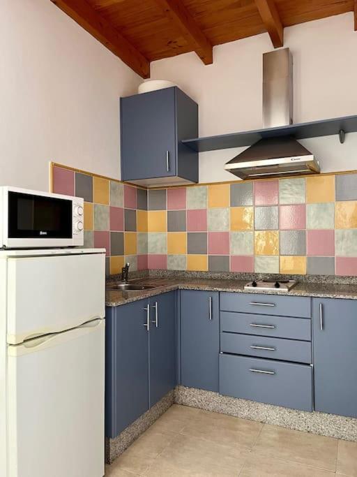 Playa Chica Apt With Terrace 100 M From The Sea Πουέρτο Ντελ Κάρμεν Εξωτερικό φωτογραφία